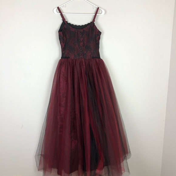 Dress w/ Corseted Top&Layered Bottom - Picture 3 of 6